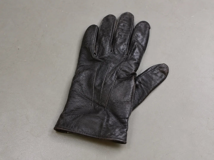 Object 70: Glove, Left